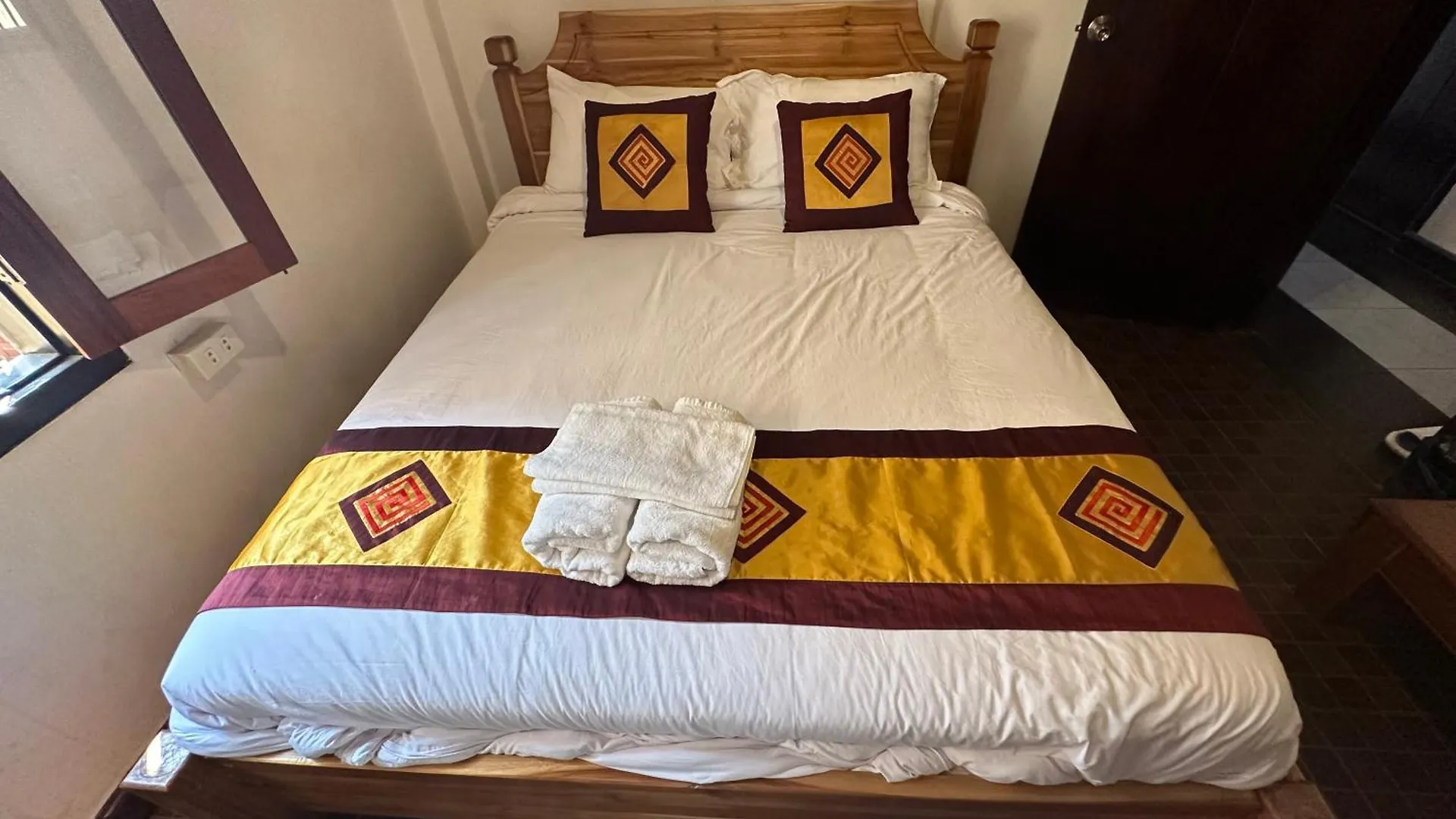 Lakangthong 啦康通酒店 Luang Prabang 0*,